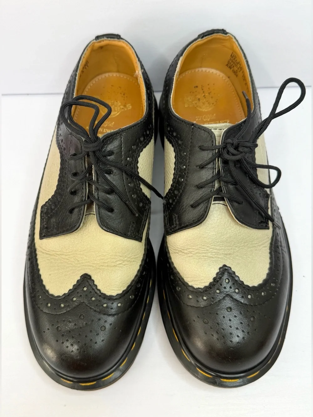 Dr Martens Made In England 3989 Wingtip Brogue Black White Leather Shoes W7 M6